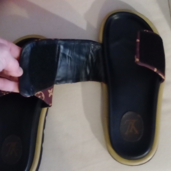 Louis Vuitton Monogram Slides with Box size 11 STELLAR - Picture 9 of 14